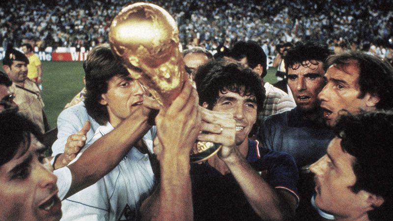 Paolo Rossi vô địch WC cùng đội tuyển Ý